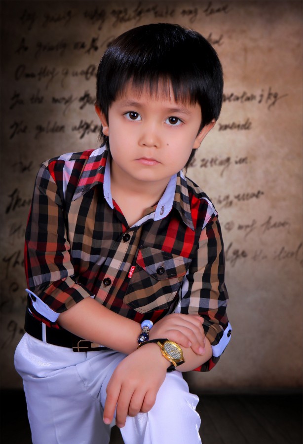 ЮРИЙ ШАТУНОВ МОЛОДОЙ исп ЖУРАБЕК ЖУРАЕВ В МОСКВЕ SUPER 2014